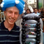 iPhone Cupcakes and iPhone Balloons – Could an iPhone party be far behind?