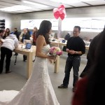 Hot New Wedding Venue: The Apple Store?