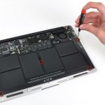 New MacBook Air Gets Gutted
