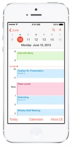 iOS 7 screenshots calendar week day