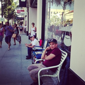 iphone 5s 5c lines apple stores pasadena california