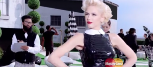 apple pay gwen stefani mastercard