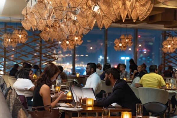 Restaurant Higher on Google