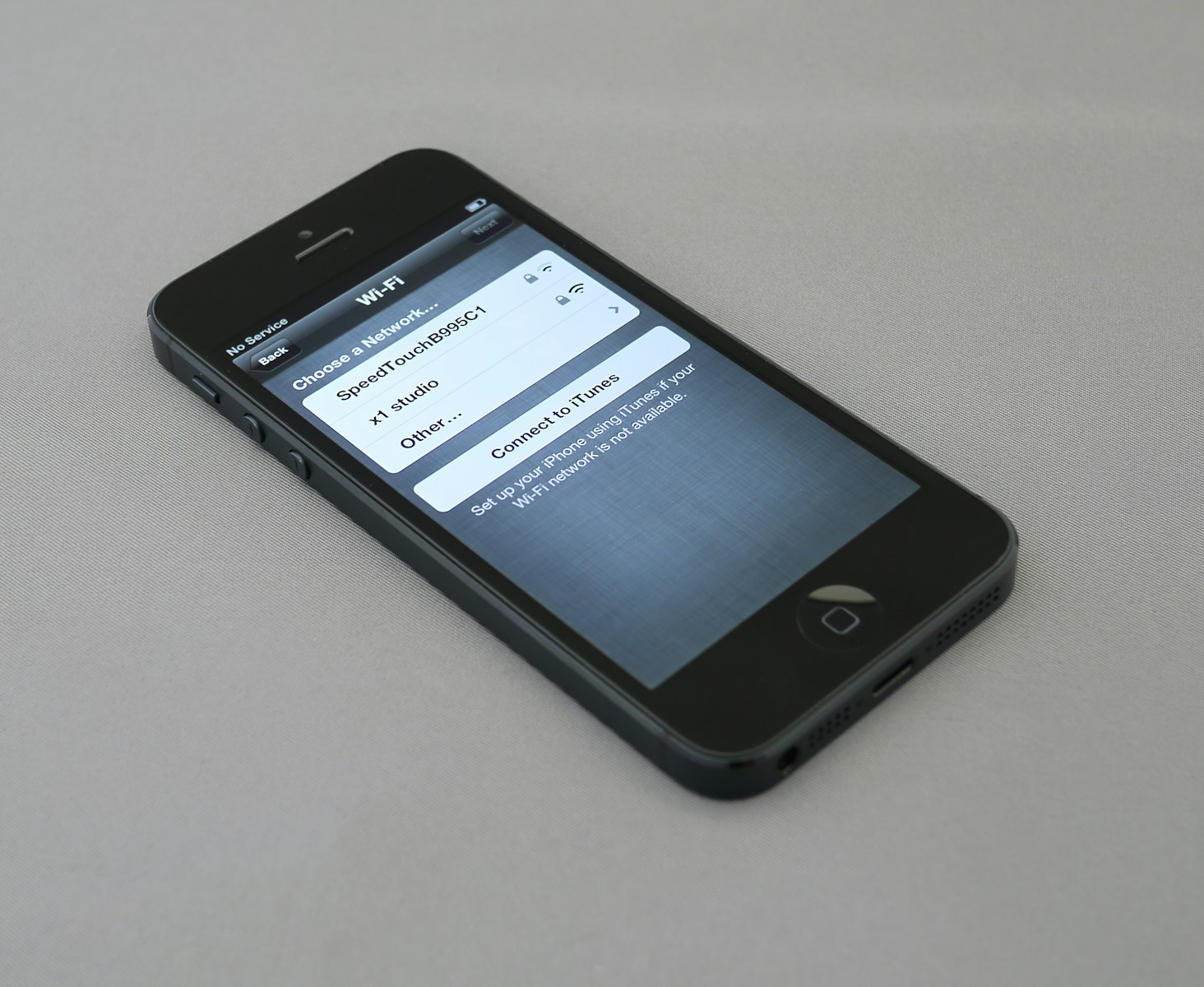black iPhone 5