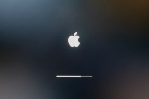 MacBook Stuck on Loading Screen - A Human-Friendly Fix Guide - Apple ...